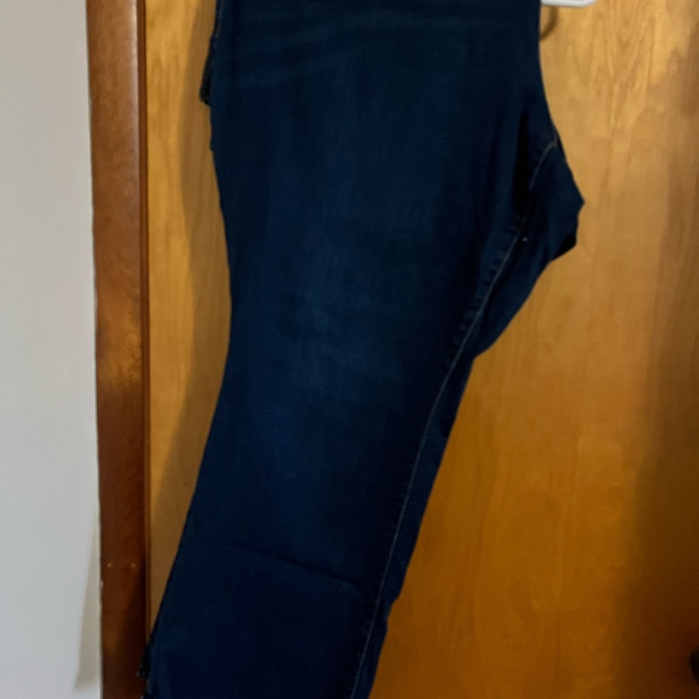 Size 28 Old Navy Kicker Boot Jean
